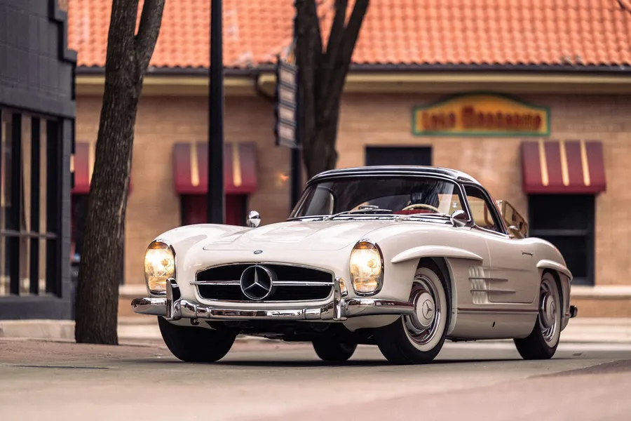 1963 Mercedes-Benz 300SL Roadster