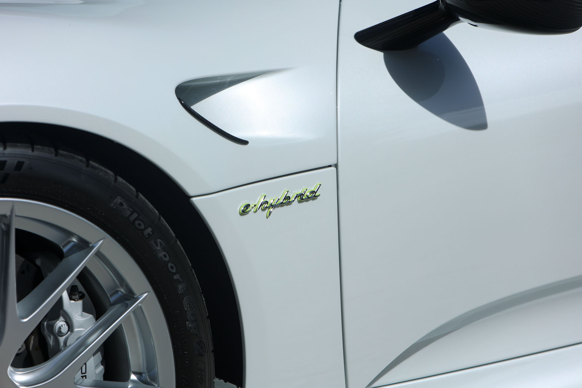 2015 Porsche 918 Spyder Weissach