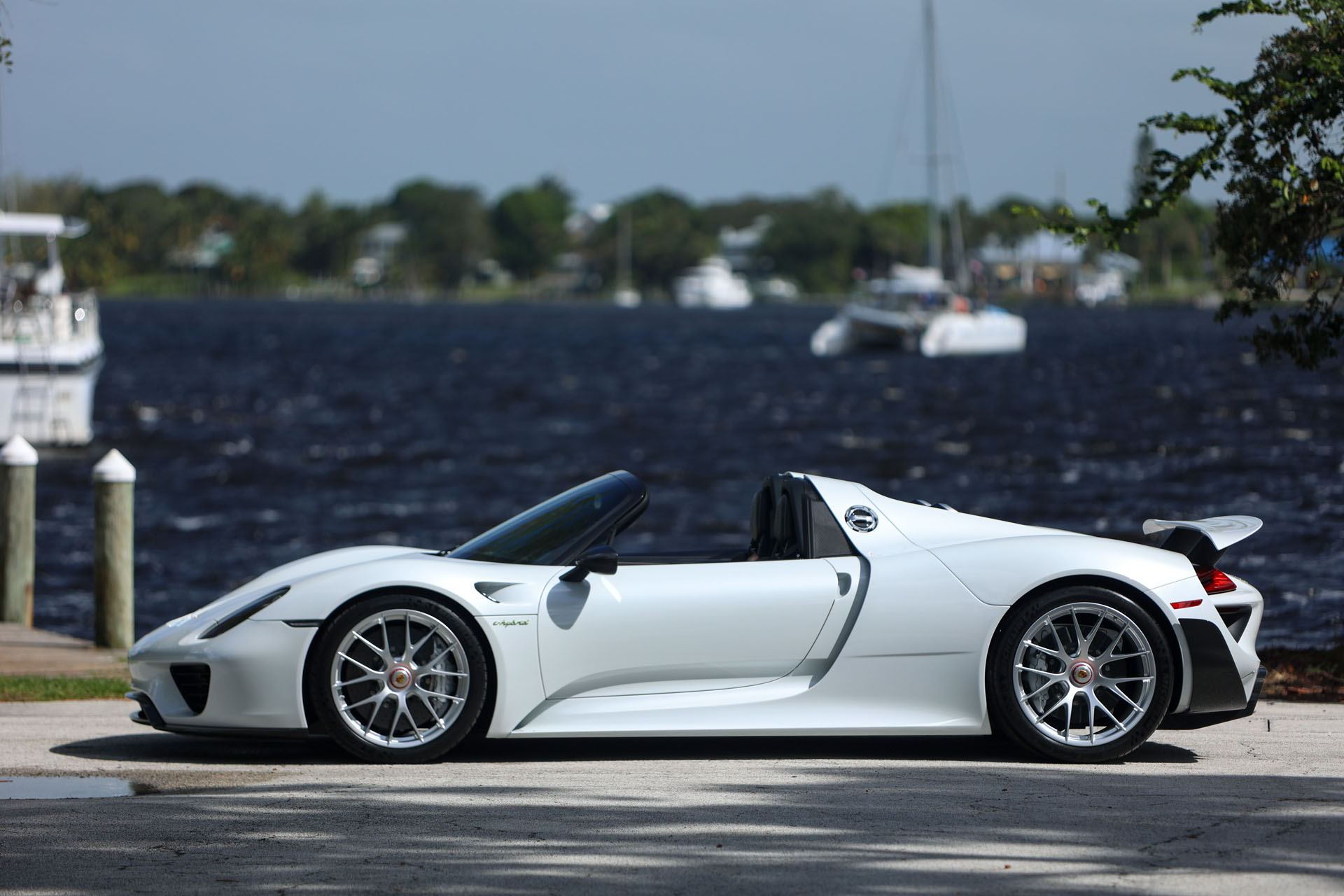 2015 Porsche 918 Spyder Weissach