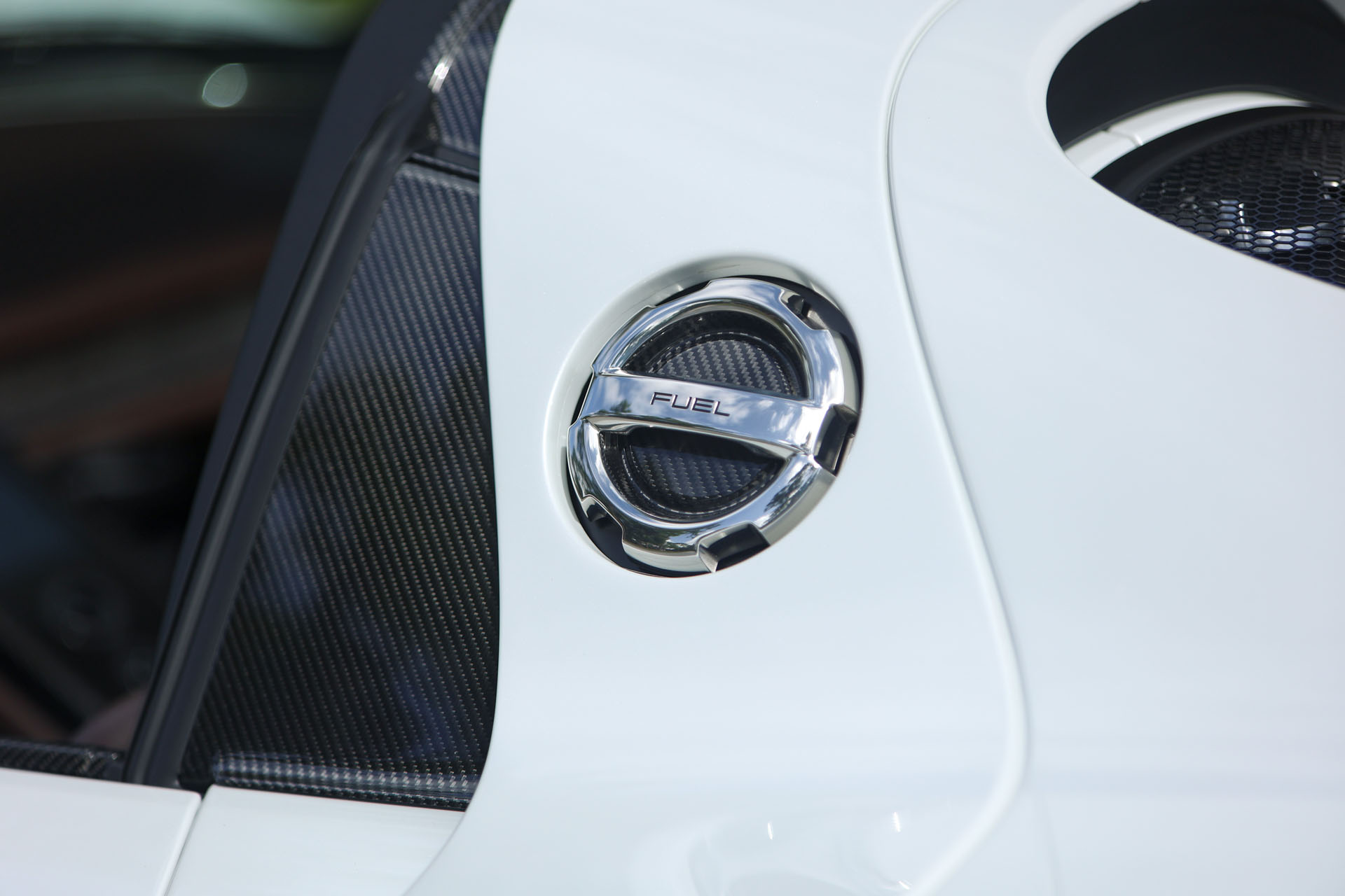 2015 Porsche 918 Spyder Weissach