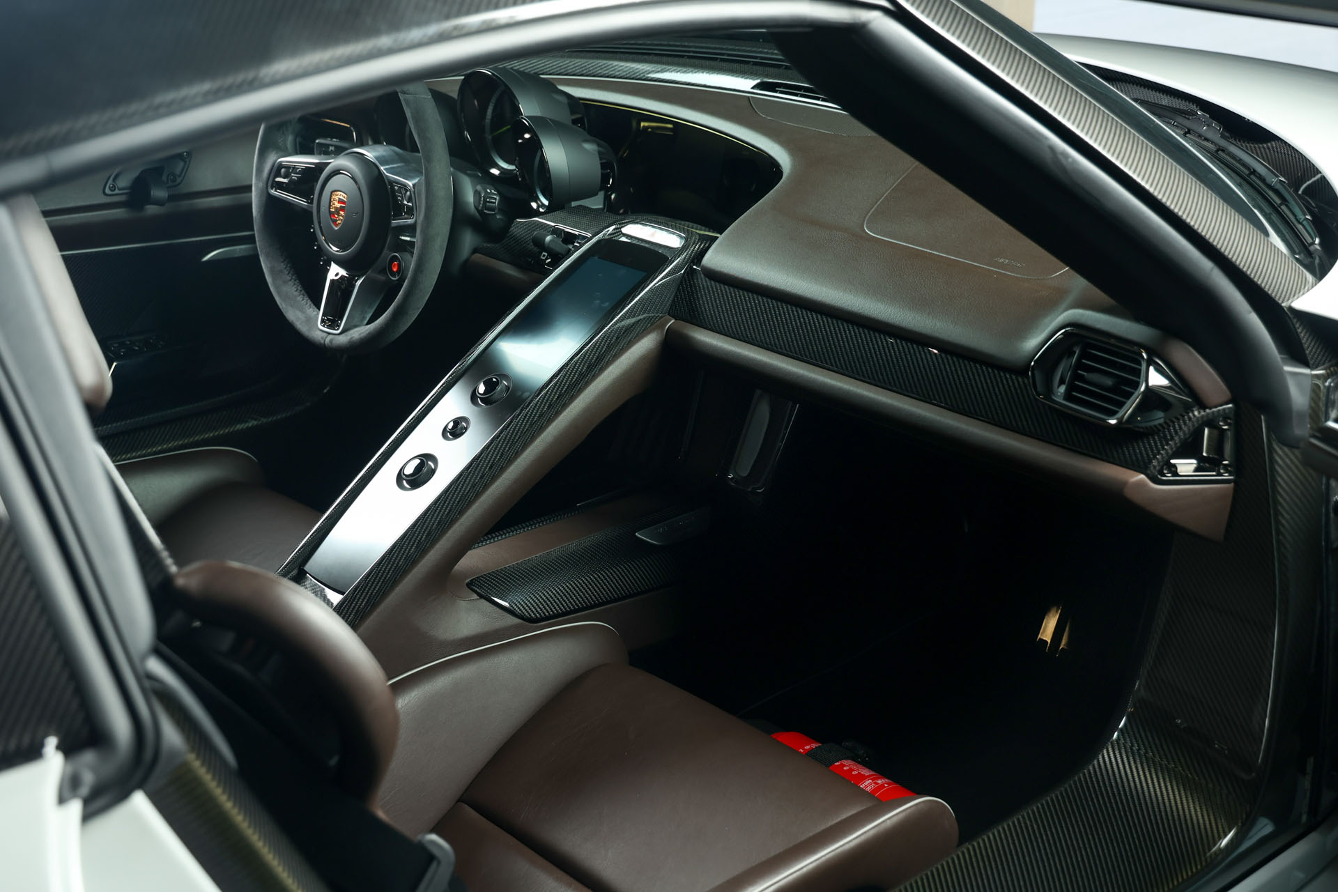 2015 Porsche 918 Spyder Weissach