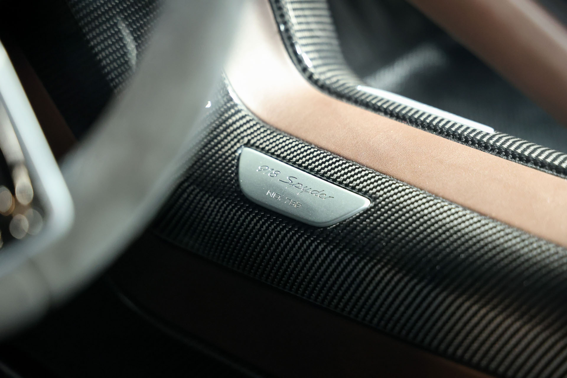 2015 Porsche 918 Spyder Weissach