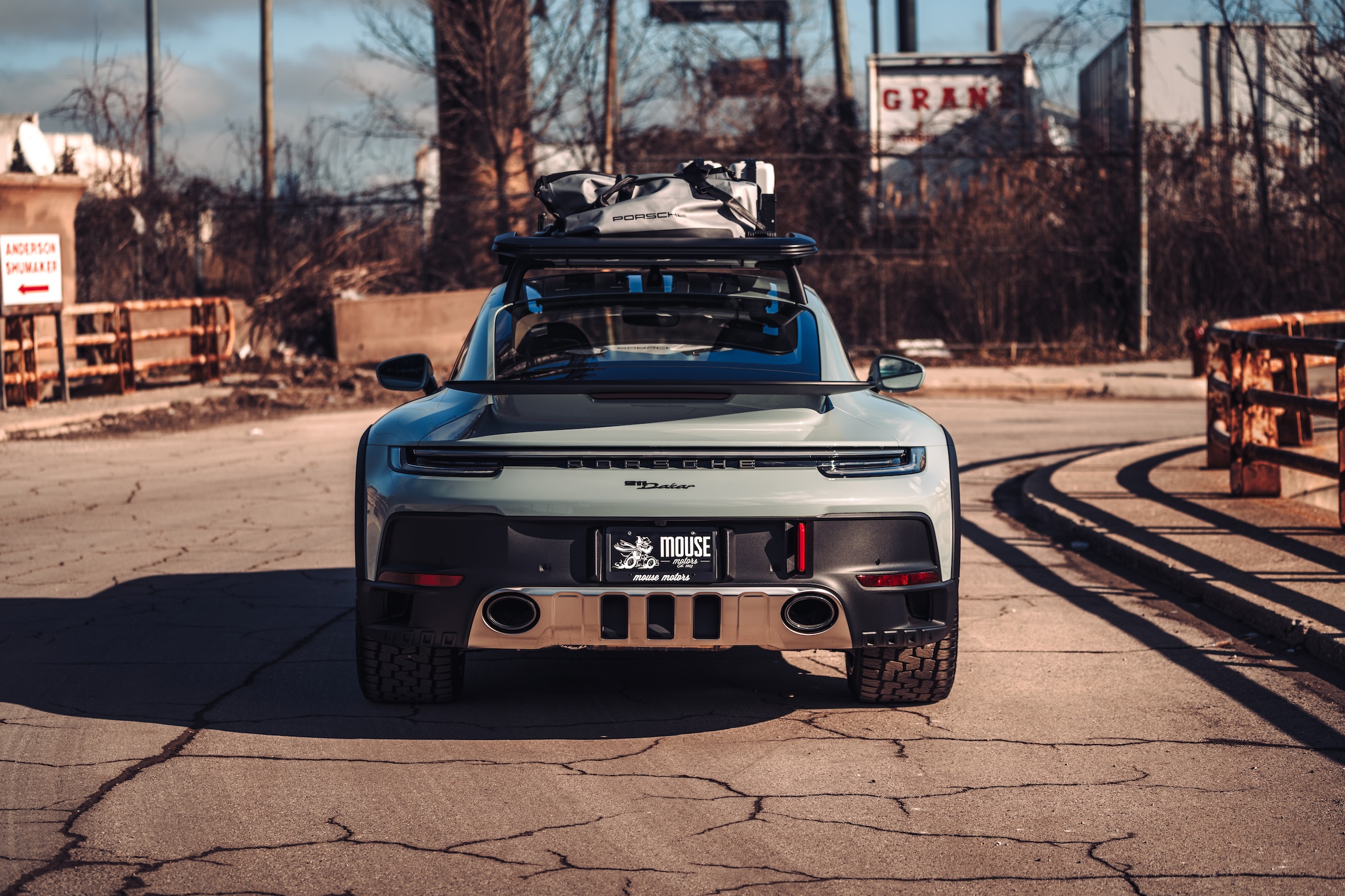 2024 Porsche 911 Dakar