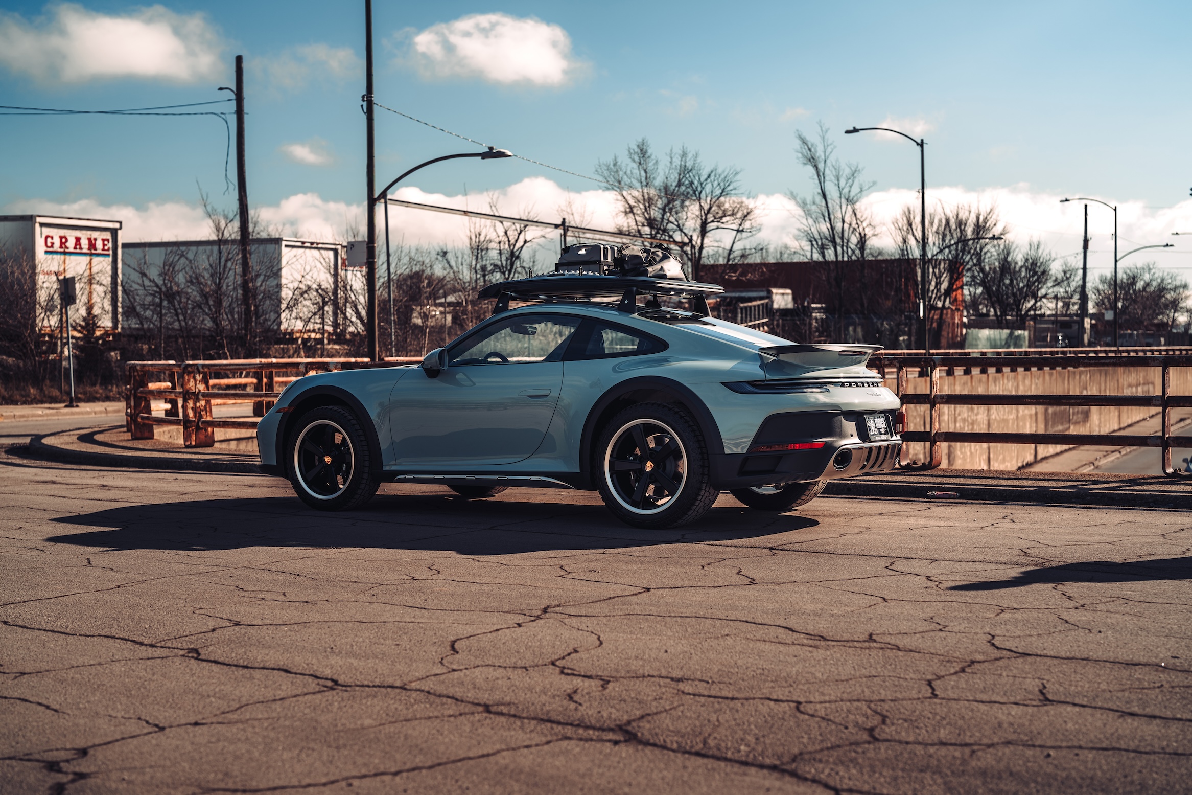 2024 Porsche 911 Dakar