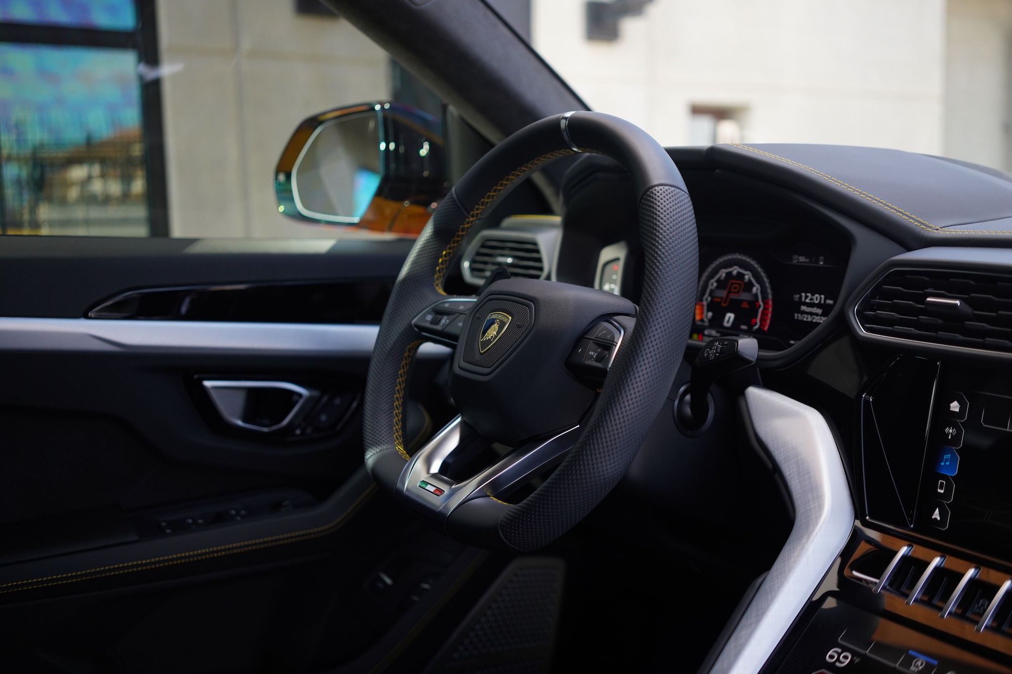 2020 Lamborghini Urus