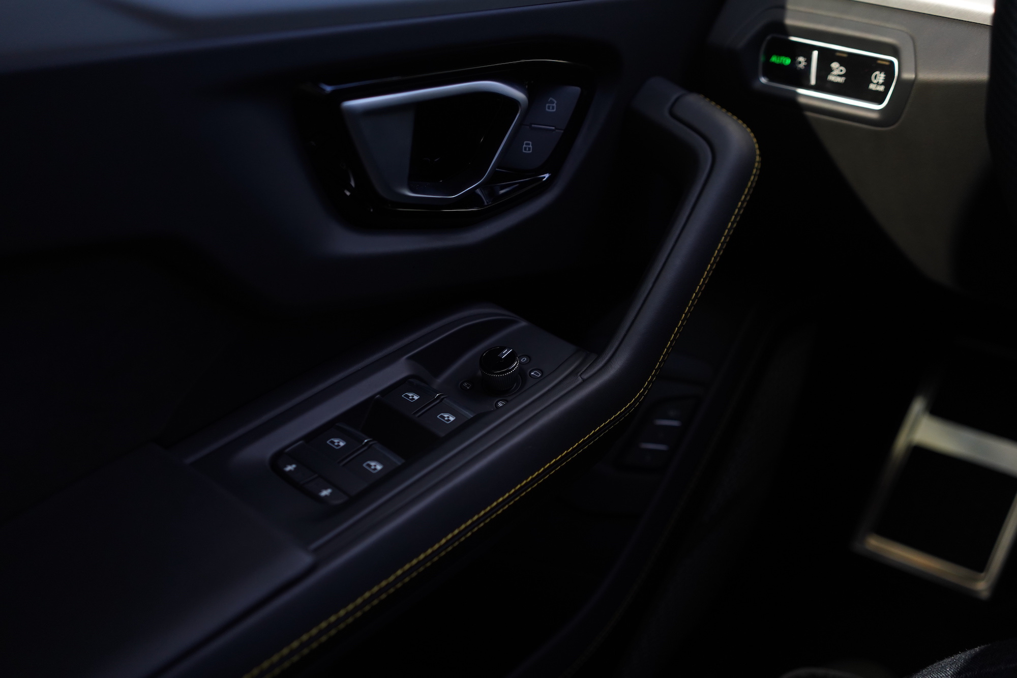 2020 Lamborghini Urus