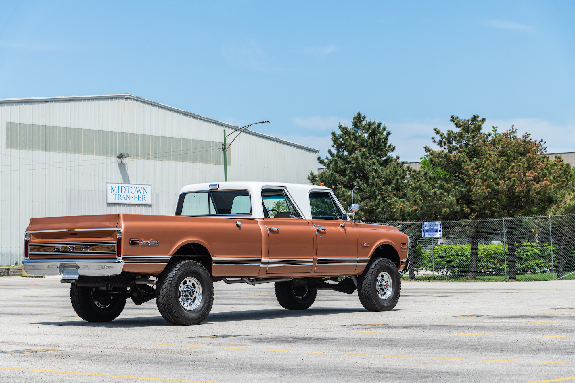 1970 GMC K2500 Sierra Grande Custom 4-Speed Crew Cab Conversion