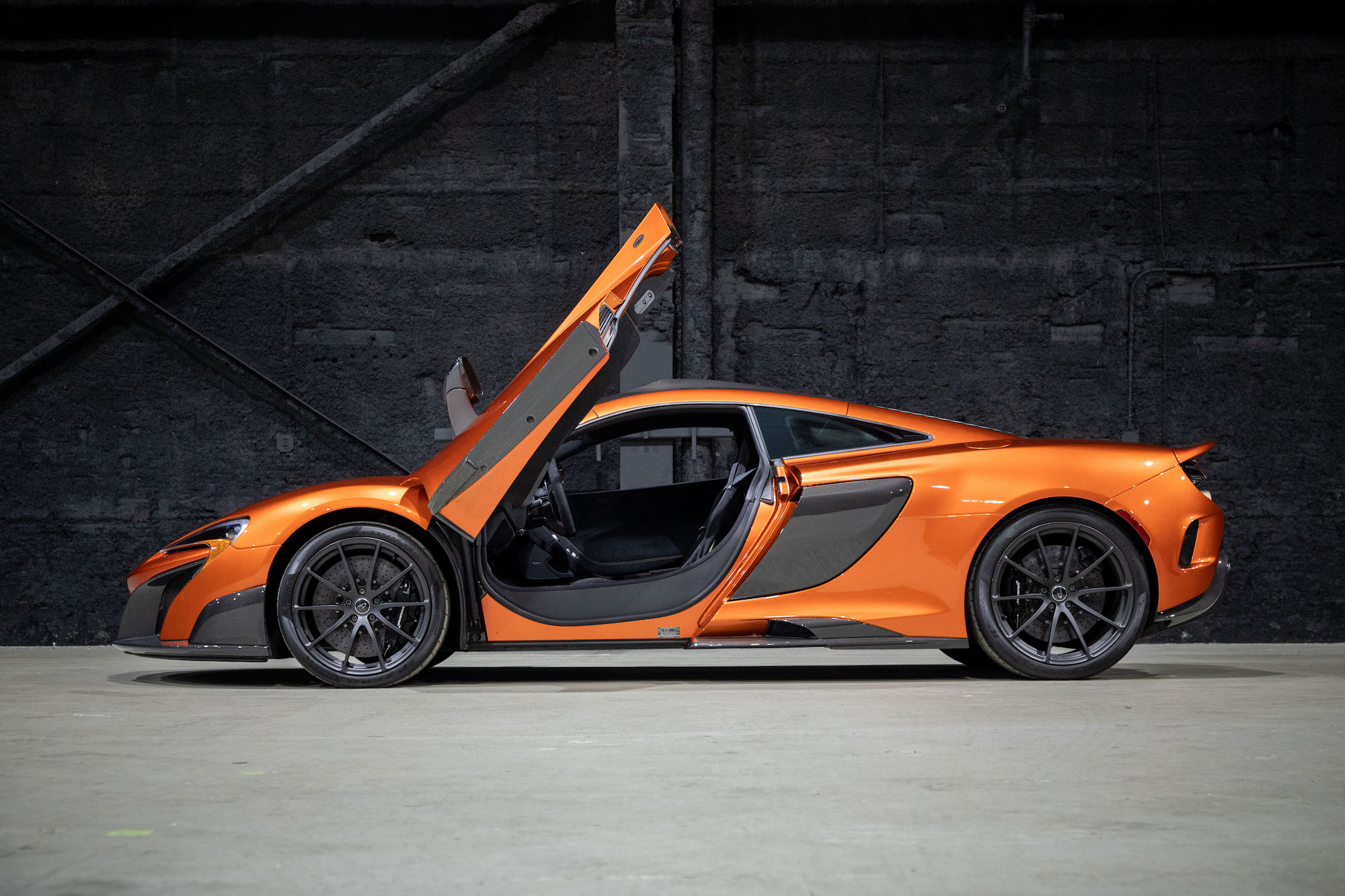 2016 McLaren 675LT