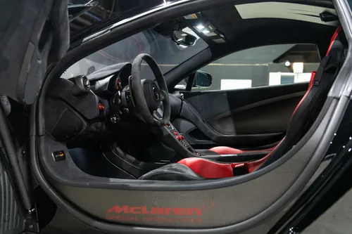 2016 McLaren 675LT