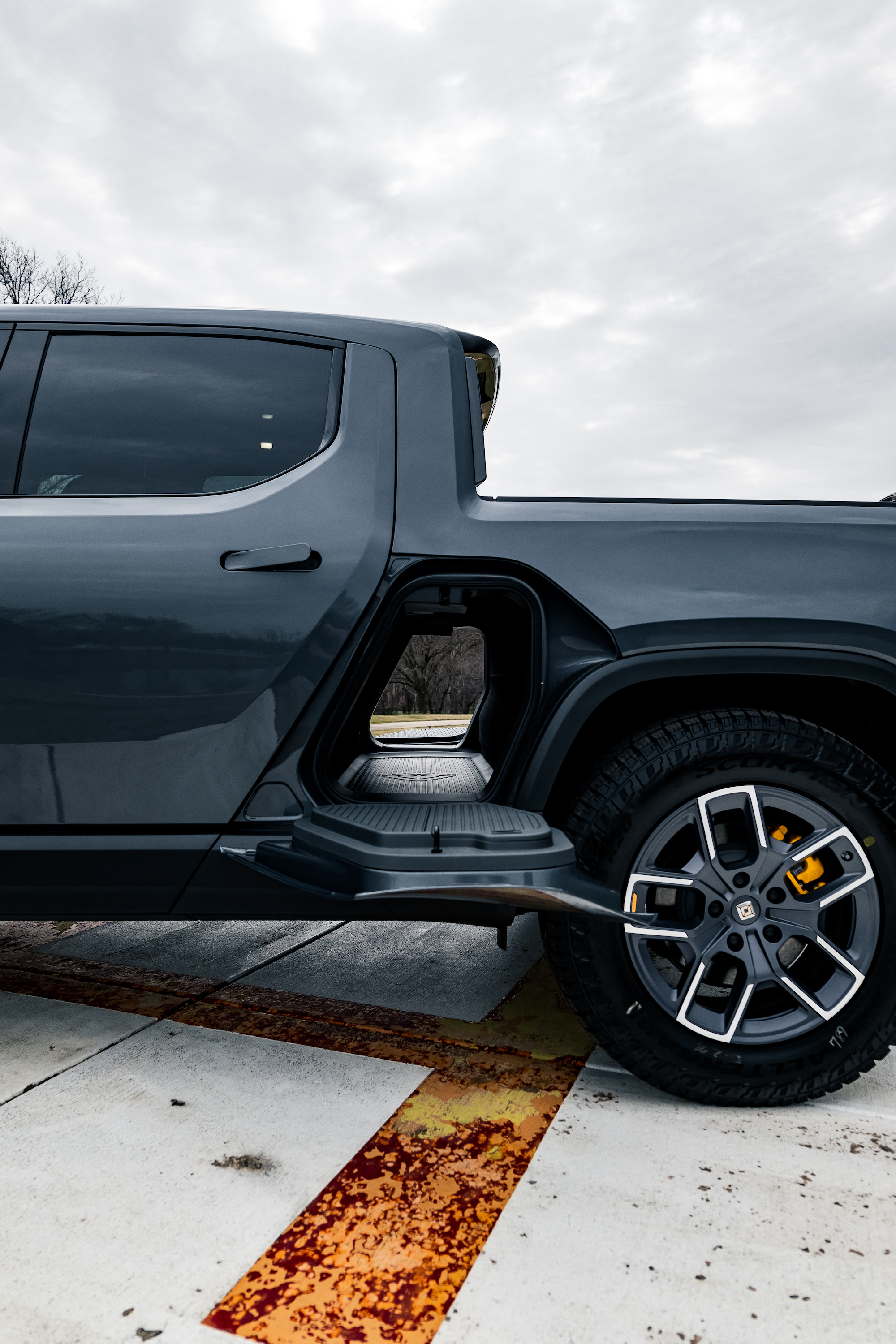 2022 Rivian R1T Launch Edition