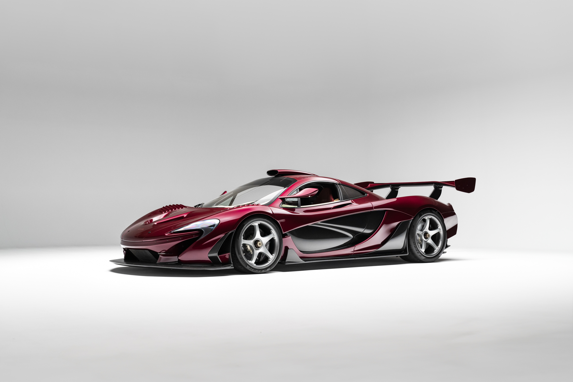 2016 McLaren P1 GT-4