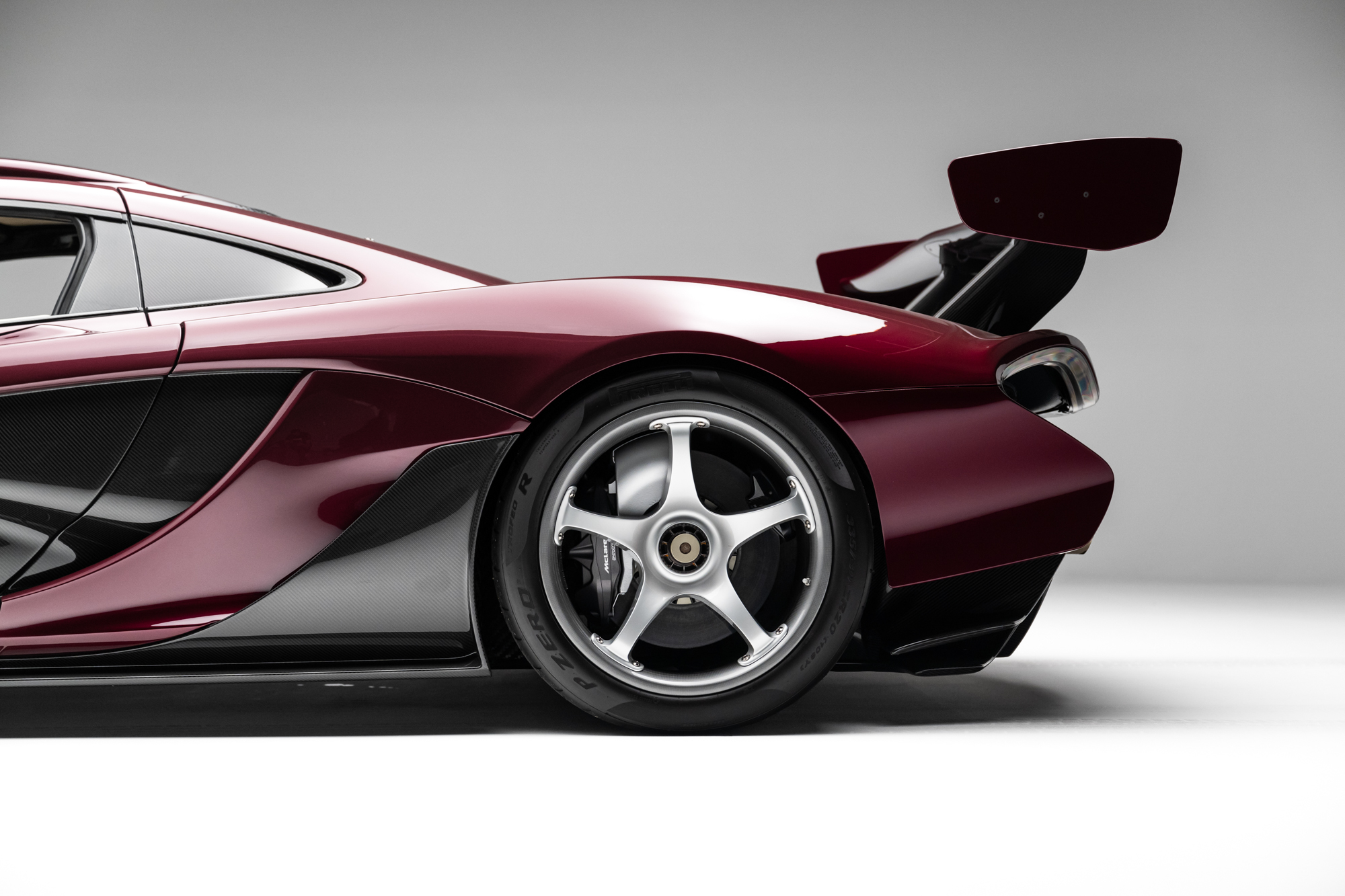 2016 McLaren P1 GT-4