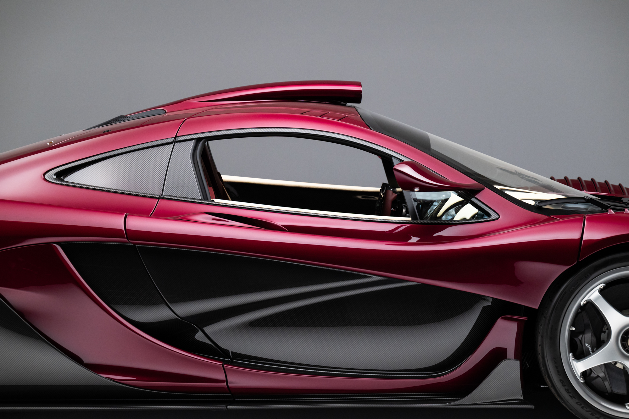 2016 McLaren P1 GT-4