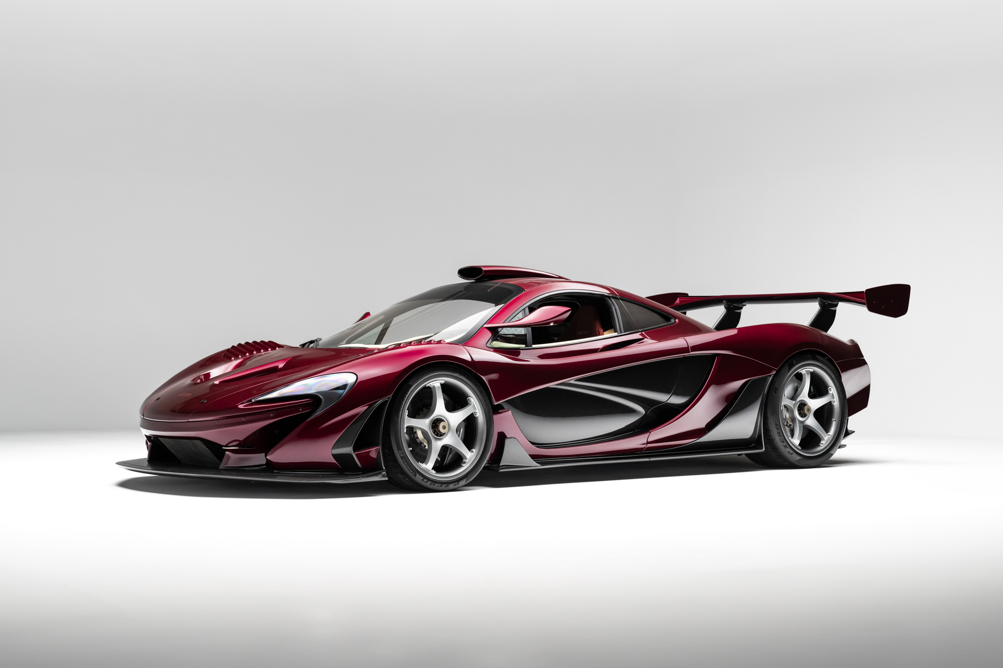 2016 McLaren P1 GT-4