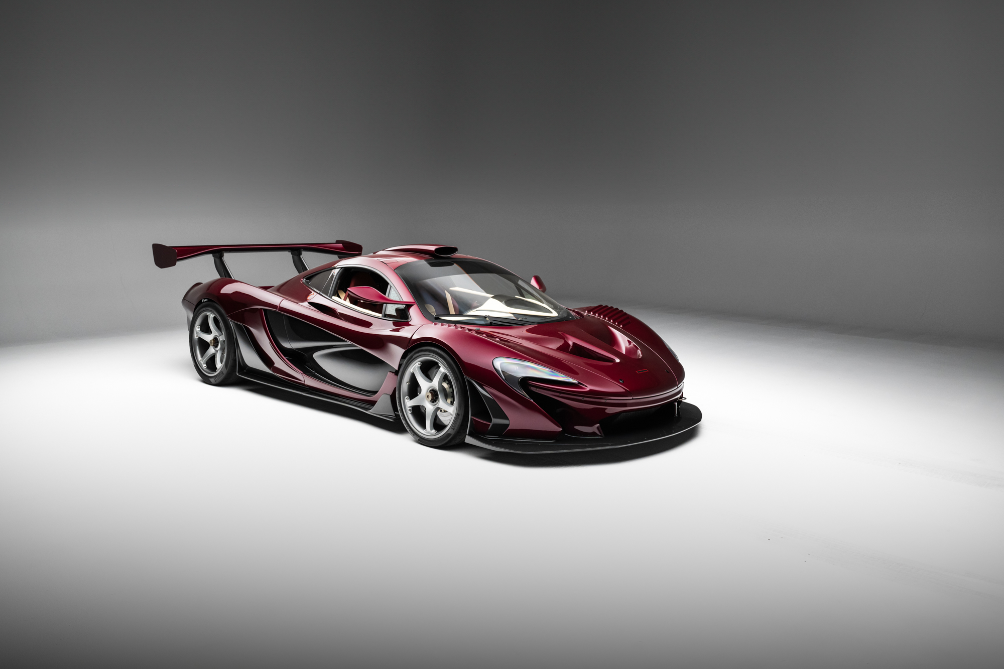 2016 McLaren P1 GT-4