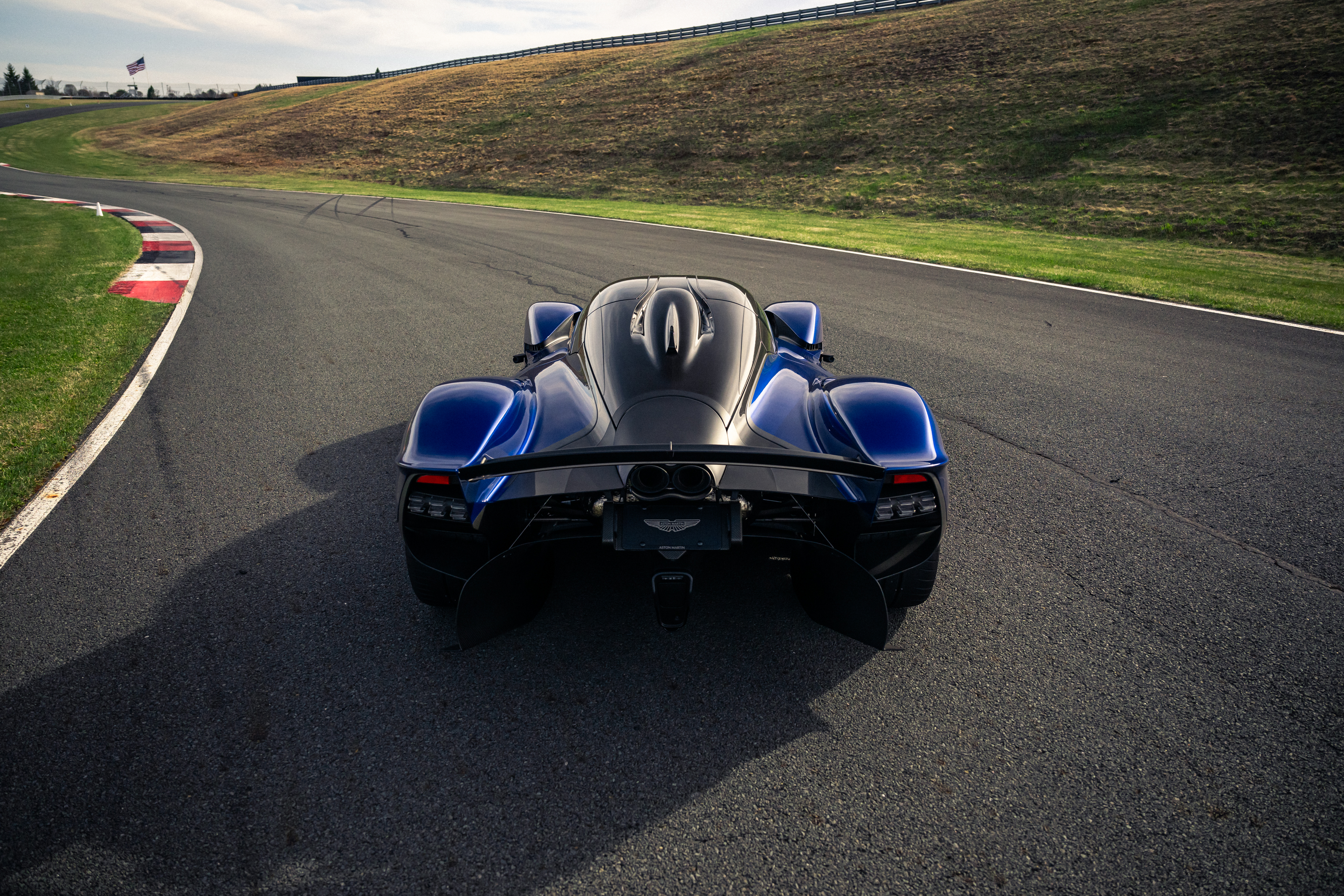 2024 Aston Martin Valkyrie