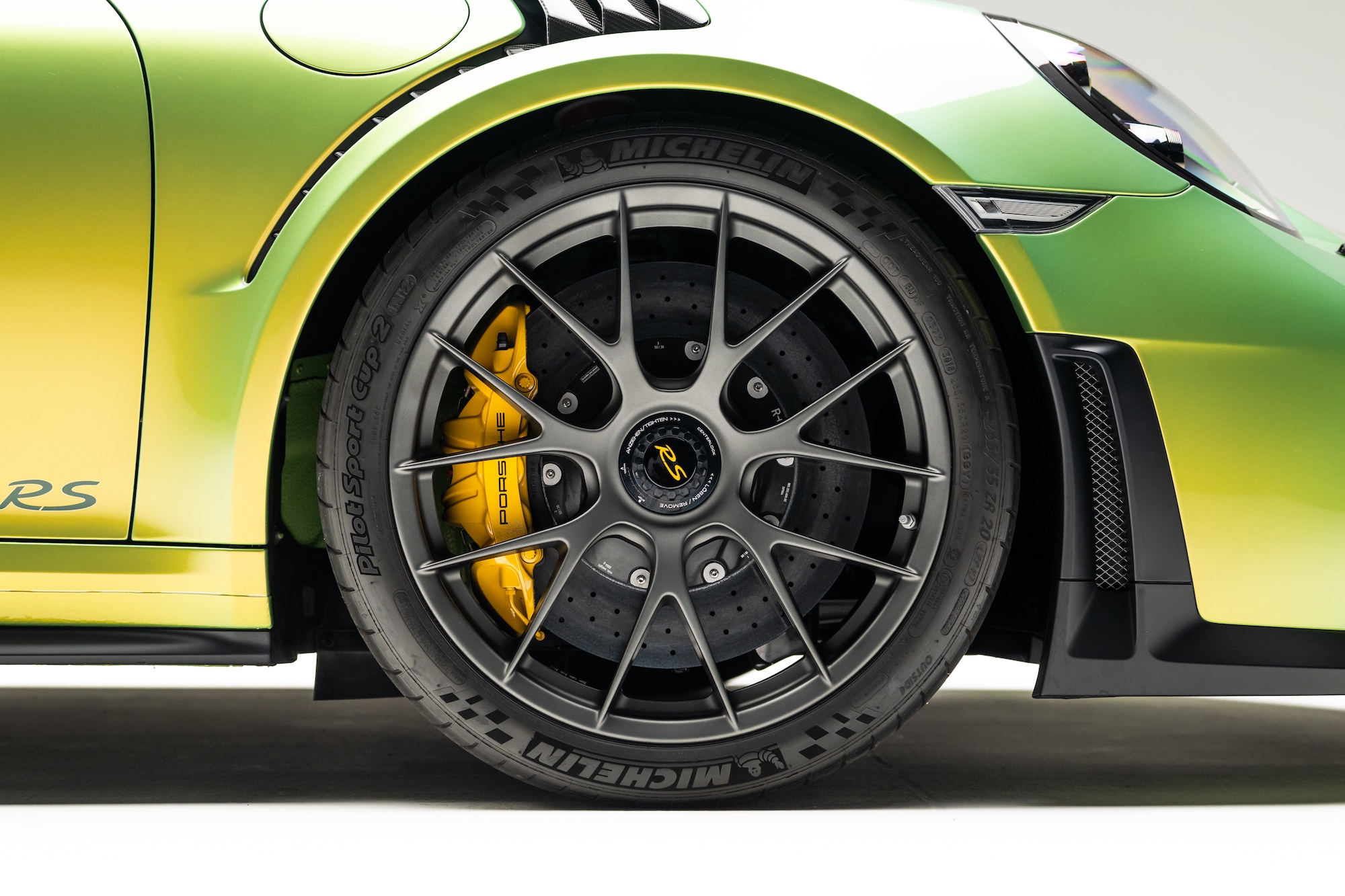 2018 McLaren 911 GT2 RS