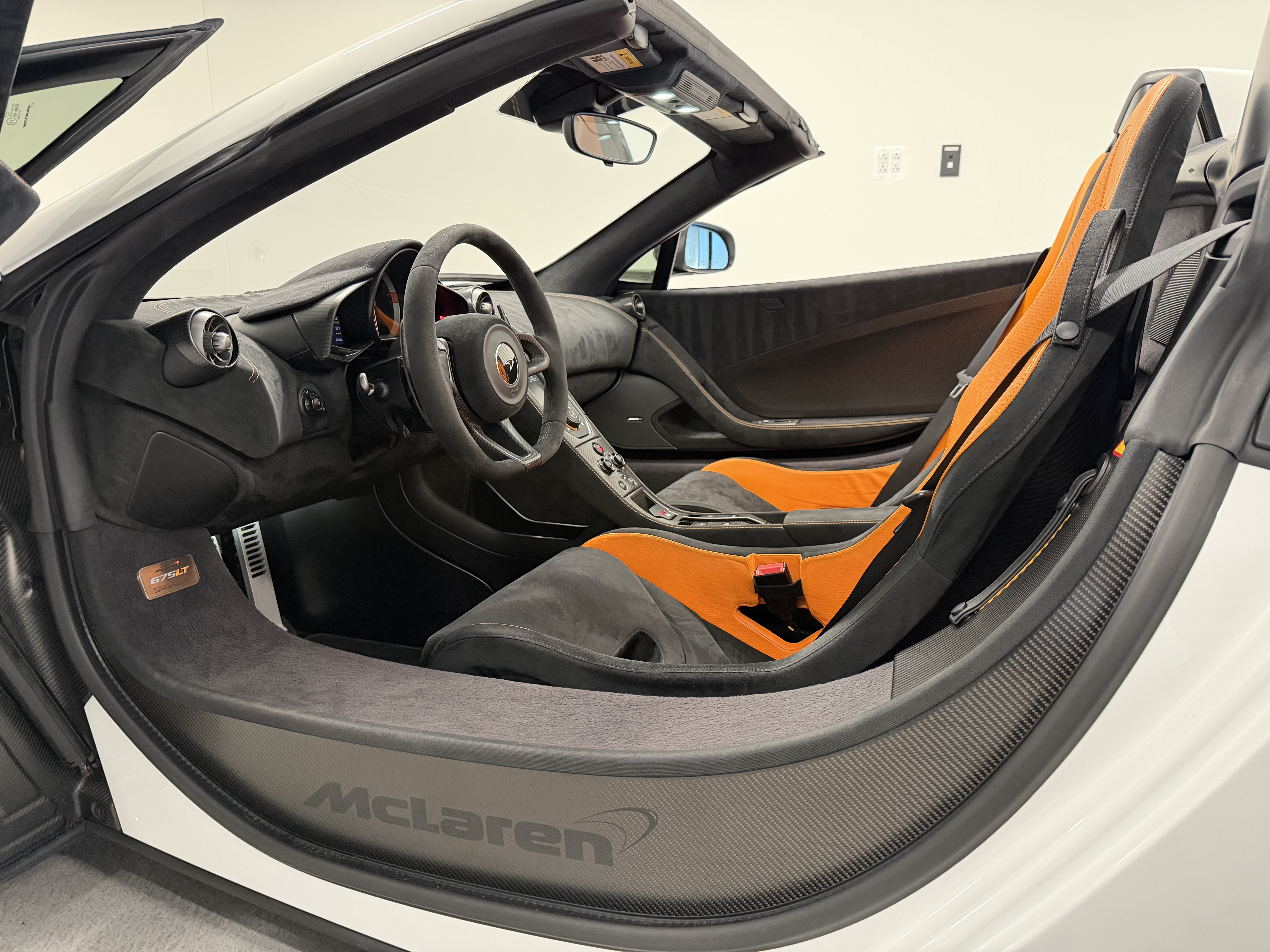 2016 McLaren 675LT Spider